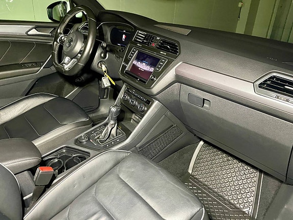 Volkswagen Tiguan 10 of 26