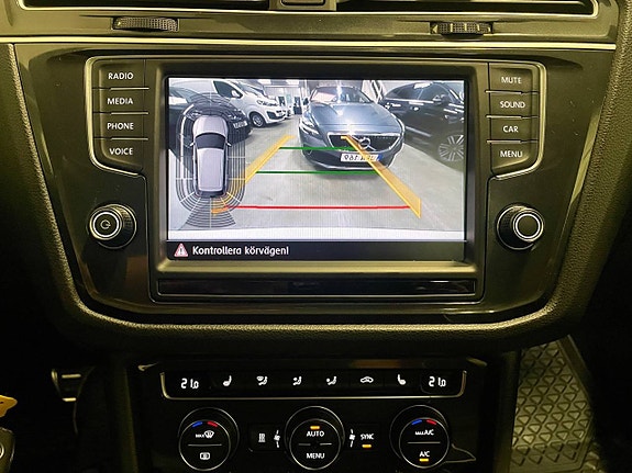 Volkswagen Tiguan 20 of 26