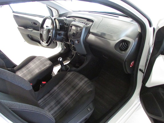 Peugeot 108 10 of 16