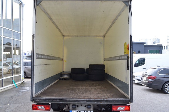 Ford Transit 5 of 5