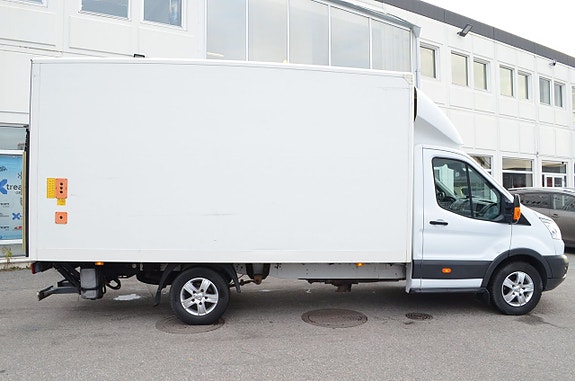 Ford Transit 8 of 15