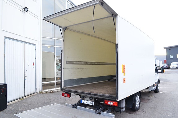 Ford Transit 6 of 15