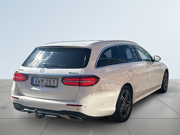 Mercedes-Benz E220 6 of 21