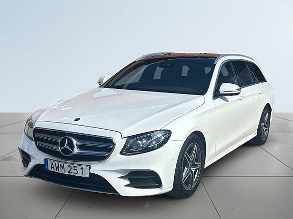 Mercedes-Benz E220 16 of 21