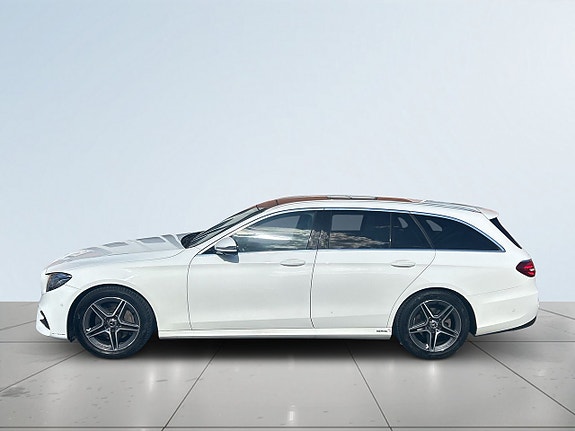 Mercedes-Benz E220 4 of 21
