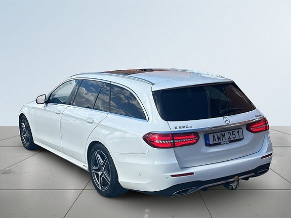 Mercedes-Benz E220 5 of 21