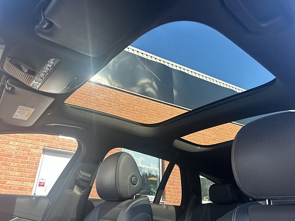 Mercedes-Benz E220 19 of 21