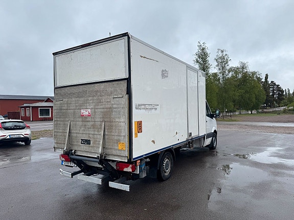 Volkswagen Crafter 4 of 5