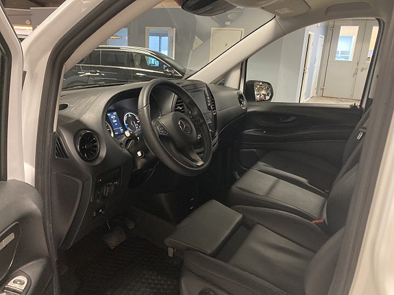 Mercedes-Benz eVito 112 5 of 6