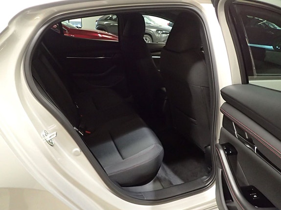 Mazda 3 18 of 20