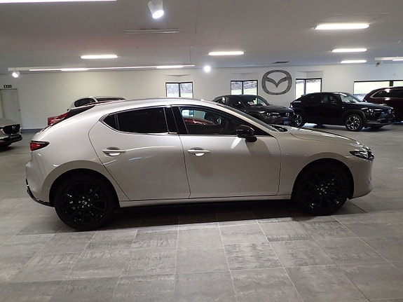 Mazda 3 4 of 20