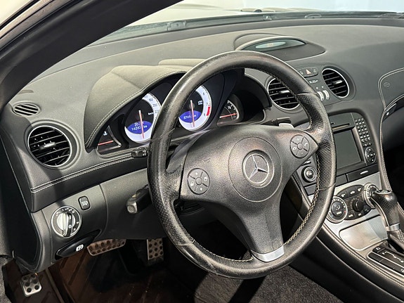 Mercedes-Benz SL350 19 of 23