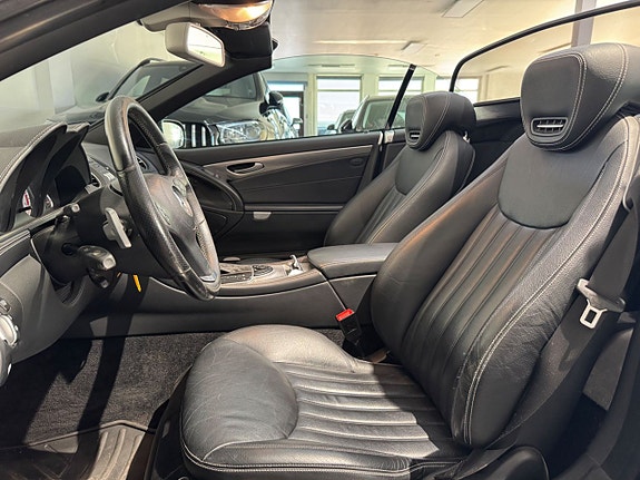 Mercedes-Benz SL350 21 of 23