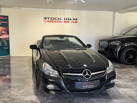 Mercedes-Benz SL350 4 of 5