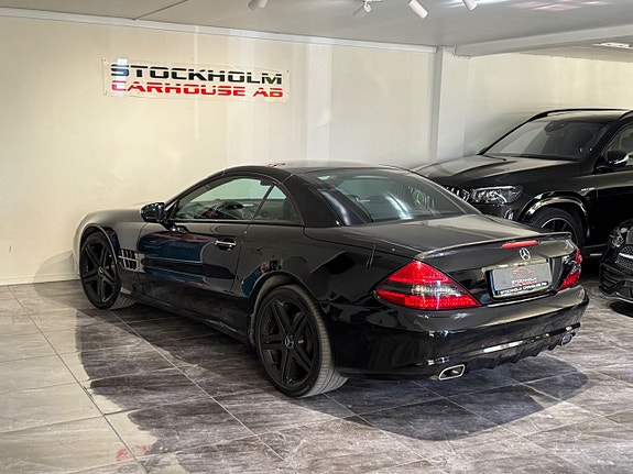 Mercedes-Benz SL350 17 of 23