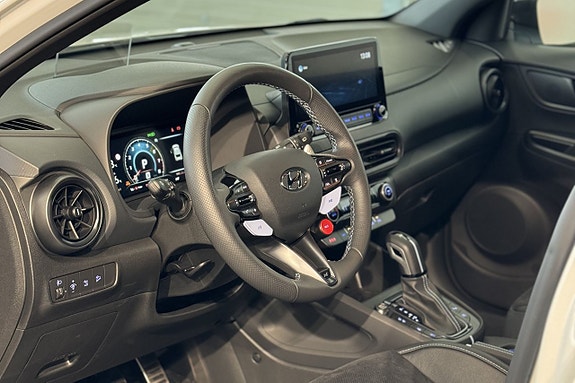 Hyundai Kona 8 of 19