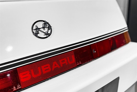 Subaru XT 10 of 26