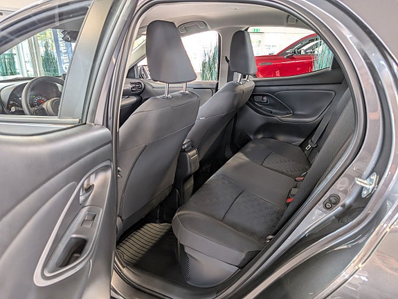 Mazda 2 18 of 21
