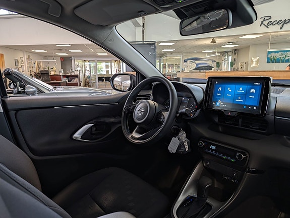 Mazda 2 9 of 21