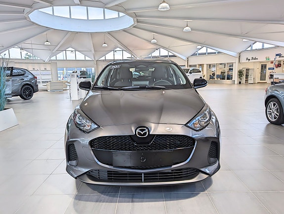 Mazda 2 2 of 5