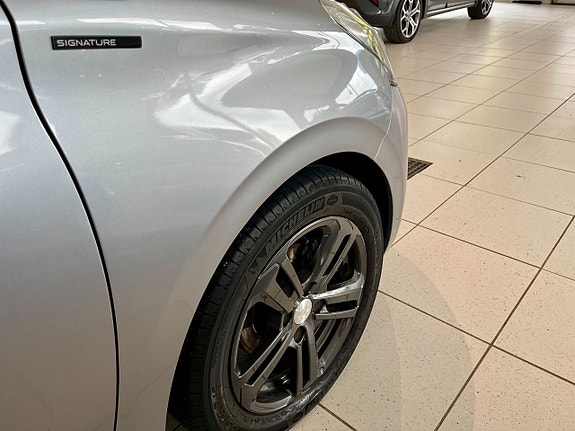 Peugeot 208 13 of 14