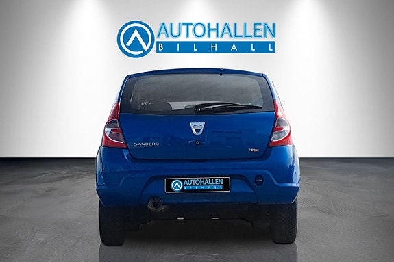 Dacia Sandero 8 of 11