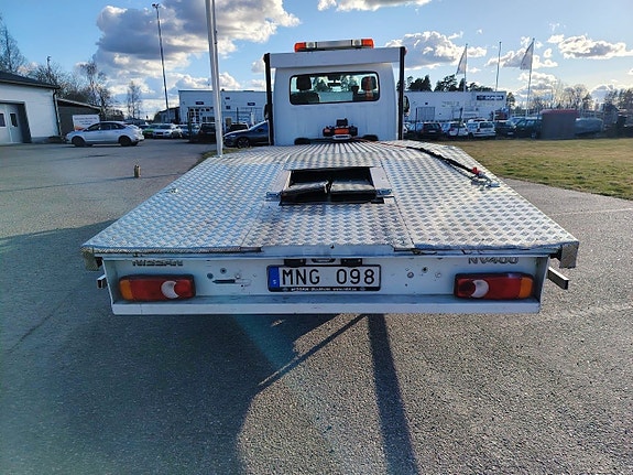 Nissan 400 9 of 27