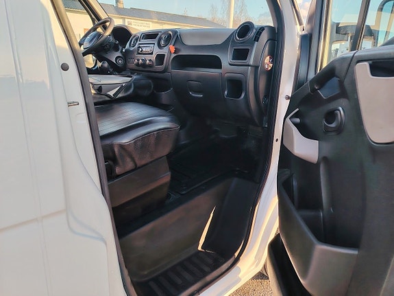 Nissan 400 20 of 27