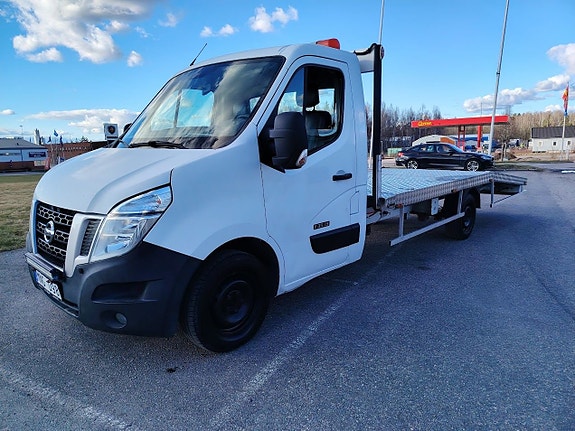 Nissan 400 2 of 5