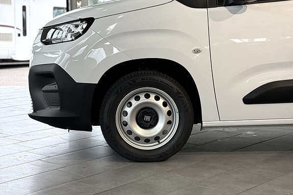 Fiat Doblo 2 of 5