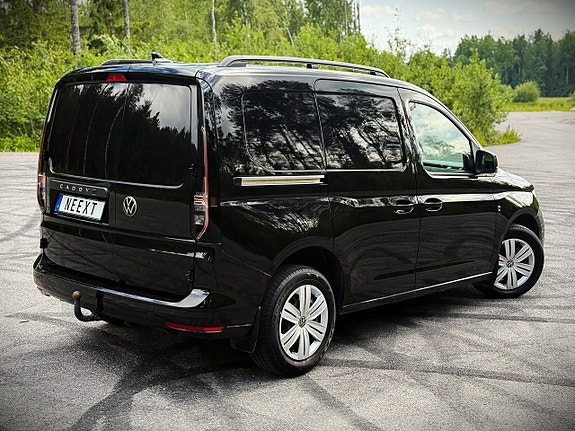 Volkswagen Caddy 2 of 5