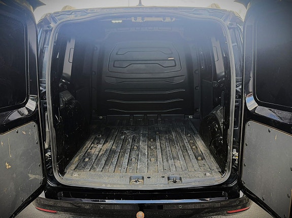 Volkswagen Caddy 18 of 20