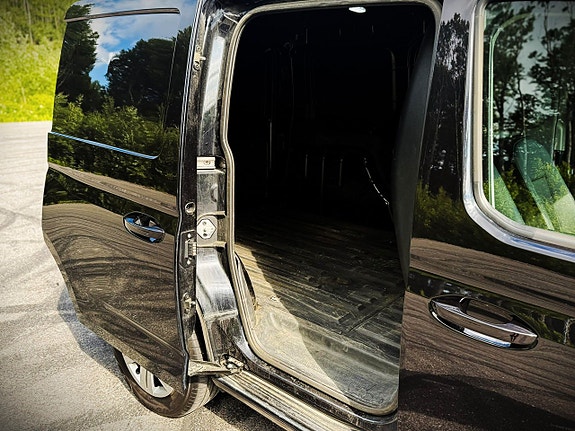 Volkswagen Caddy 19 of 20