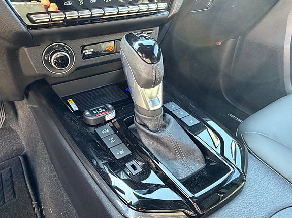 Isuzu D-max 8 of 15
