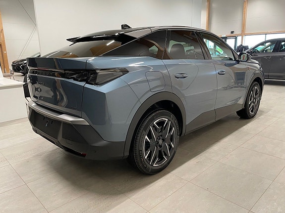 Peugeot 3008 4 of 5