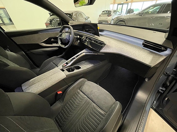 Peugeot 3008 6 of 16