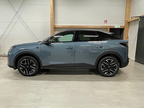 Peugeot 3008 2 of 5