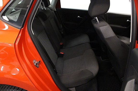 Volkswagen Polo 25 of 25