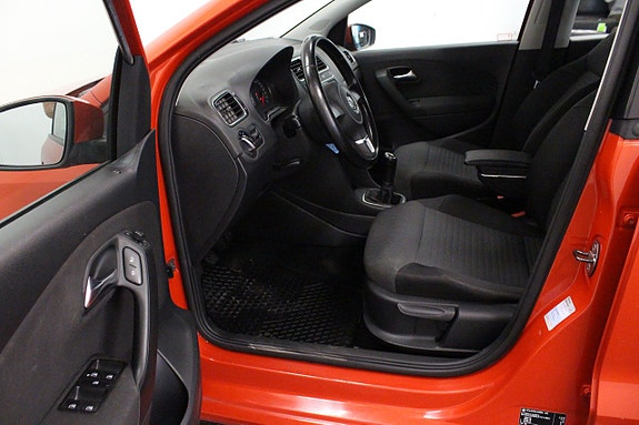 Volkswagen Polo 12 of 25