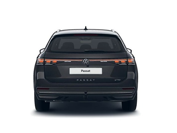 Volkswagen Passat 4 of 5