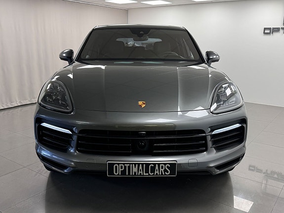 Porsche Cayenne Coupe 8 of 16