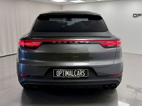 Porsche Cayenne Coupe 9 of 16
