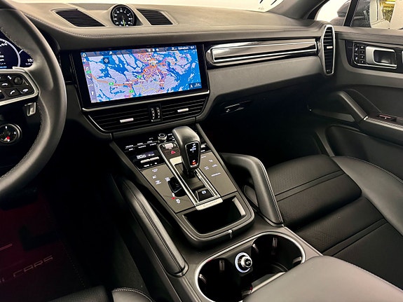 Porsche Cayenne Coupe 5 of 5