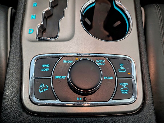 Jeep Grand Cherokee 14 of 15