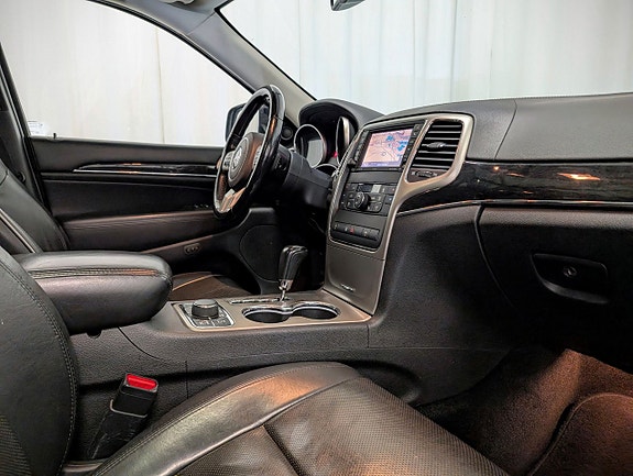 Jeep Grand Cherokee 7 of 15