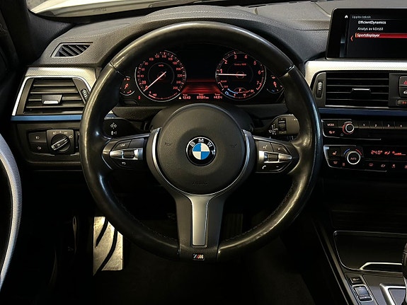 BMW 320 17 of 27