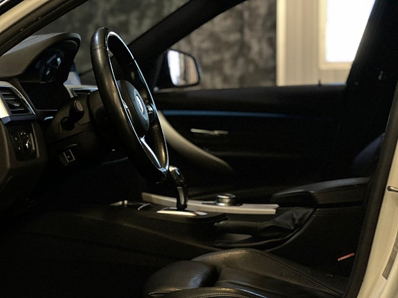 BMW 320 14 of 27