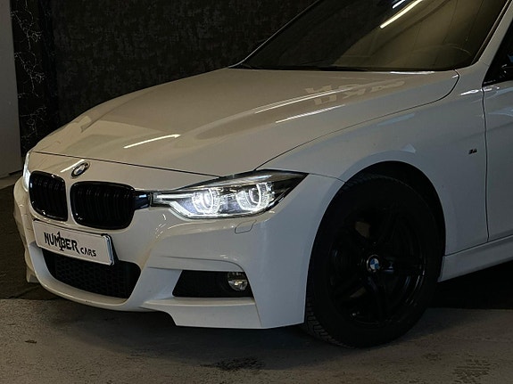 BMW 320 2 of 27