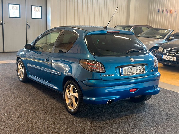 Peugeot 206 5 of 14