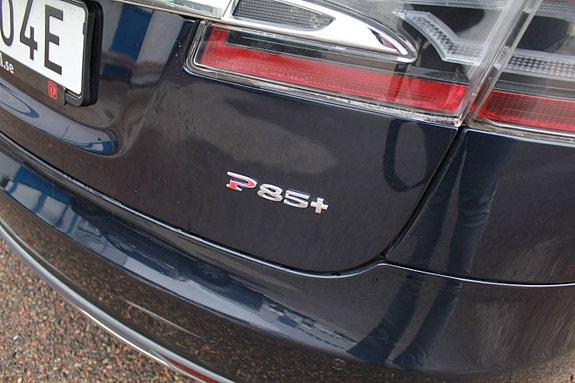 Tesla Model S 5 of 5